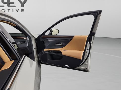 New 2025 Lexus ES 350 w/ Premium Package image 33