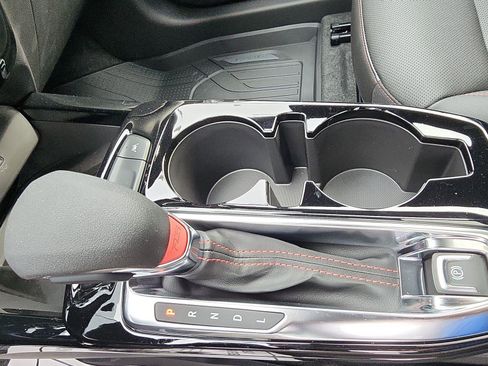 New 2026 Chevrolet Trax RS w/ Sunroof Package image 19