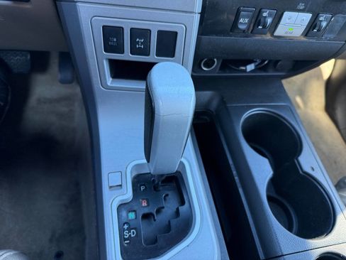 Used 2008 Toyota Sequoia Limited image 40