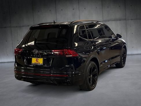 Used 2024 Volkswagen Tiguan SE R-Line FWD image 5