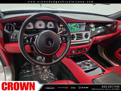Used 2019 Rolls-Royce Wraith RWD image 25