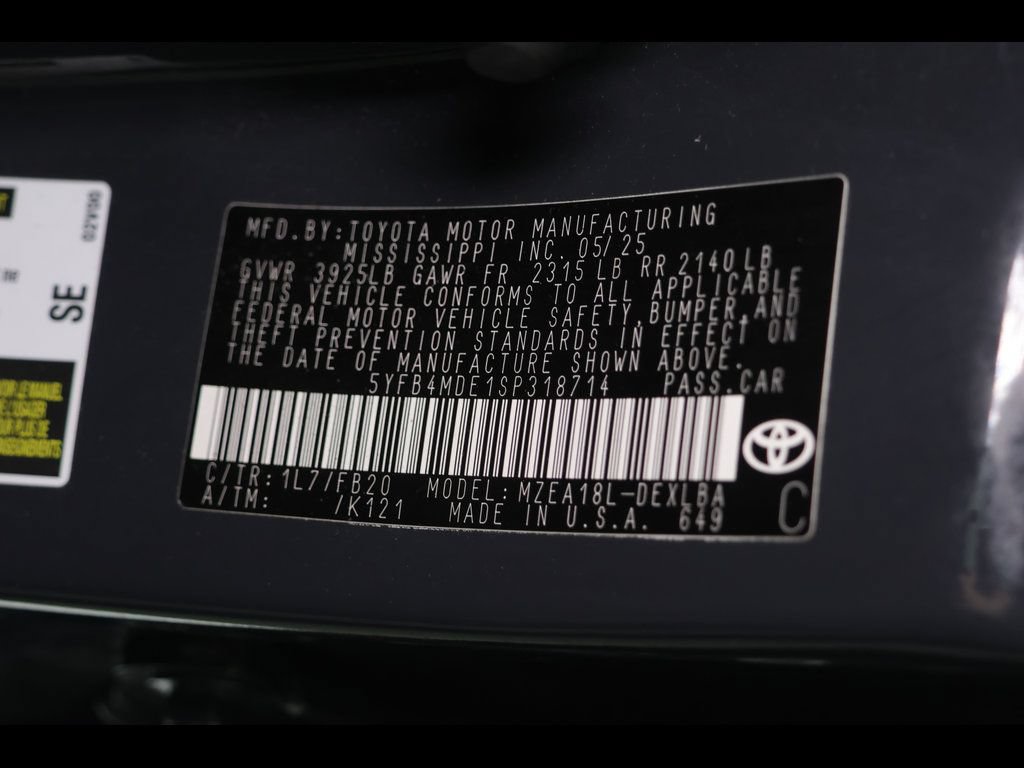 Used 2025 Toyota Corolla LE FWD image 28