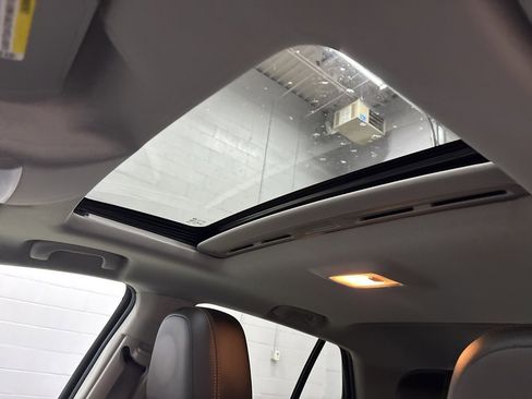 Used 2019 Chevrolet Trax Premier image 17