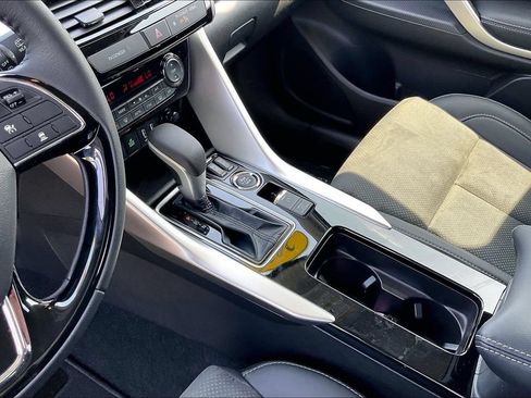 Used 2026 Mitsubishi Eclipse Cross SE AWD/4WD image 16