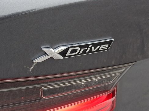 Used 2020 BMW 330i xDrive Sedan w/ Driving Assistance Package image 34