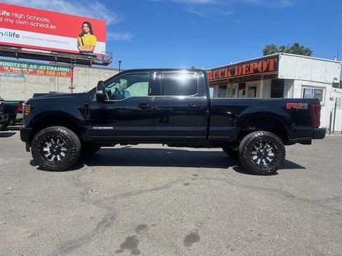 Used 2019 Ford F350 Lariat image 5