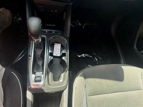 Used 2025 Chevrolet TrailBlazer LT w/ Convenience Package FWD image 19