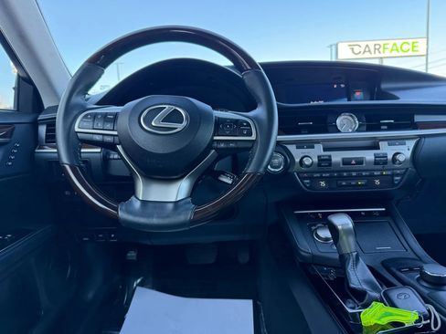 Used 2018 Lexus ES 350 w/ Premier Package image 29