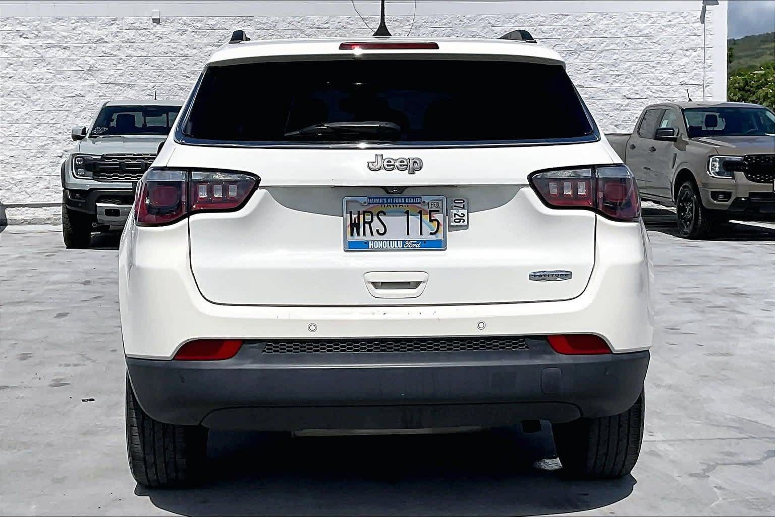 Used 2020 Jeep Compass Latitude w/ Safety & Security Group FWD image 5