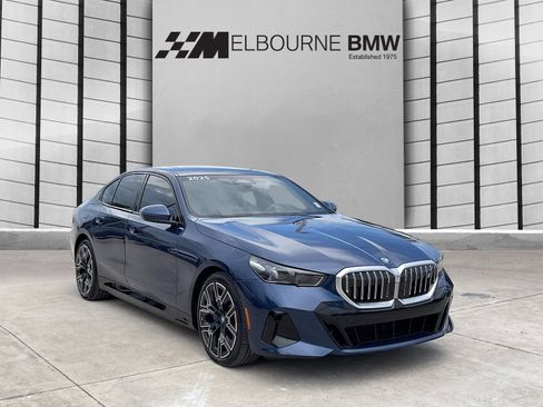 Certified 2025 BMW i5 xDrive40 w/ M Sport Package AWD/4WD image 1