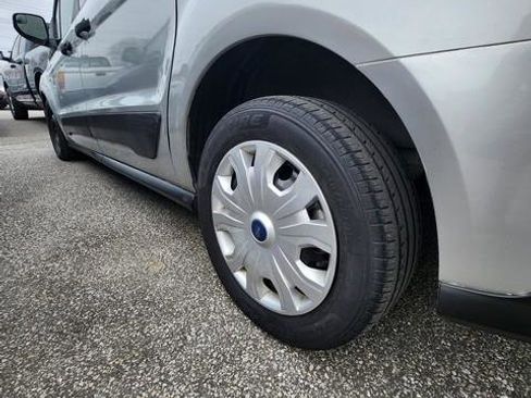 Used 2019 Ford Transit Connect XLT image 28