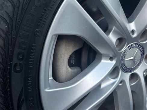 Used 2013 Mercedes-Benz C 250 Sedan image 43