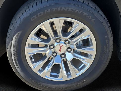 Used 2025 GMC Yukon Denali image 20