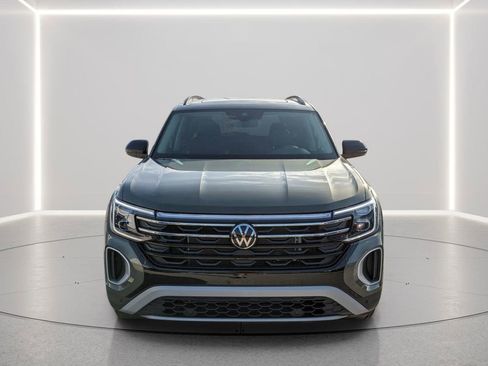 New 2026 Volkswagen Atlas Peak Edition AWD/4WD image 7