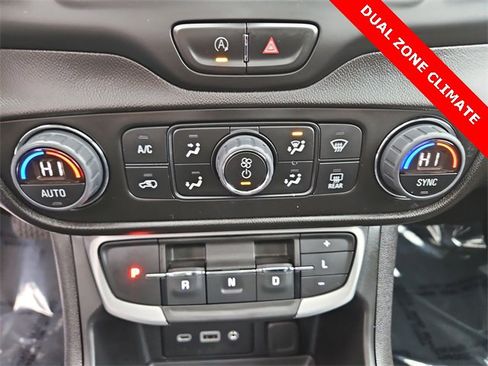 Certified 2023 GMC Terrain SLE w/ Driver Convenience Package image 18