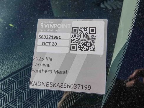 Certified 2025 Kia Carnival LXS image 30