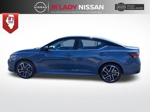 New 2025 Nissan Sentra SR image 4