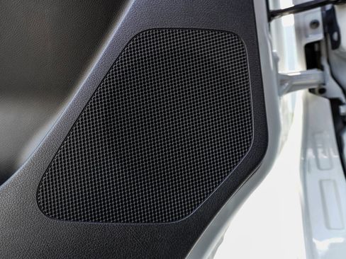 Used 2021 Mercedes-Benz Sprinter 3500 w/ Swivel Seat Package image 39