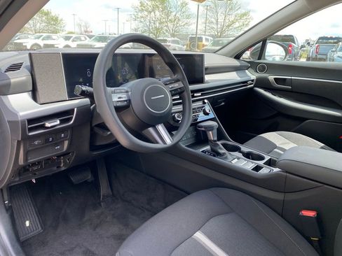 Certified 2026 Hyundai Sonata SE FWD image 10
