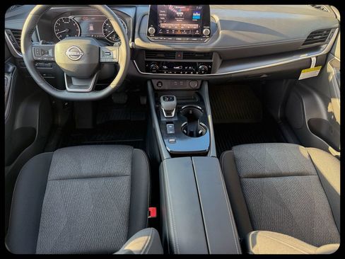 New 2026 Nissan Rogue SV w/ Cold Weather Package FWD image 23