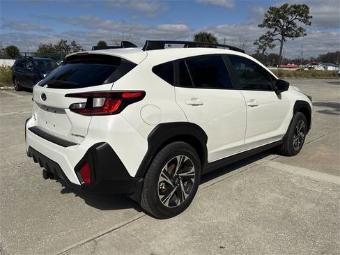 Certified 2025 Subaru Crosstrek 2.0i Premium image 9