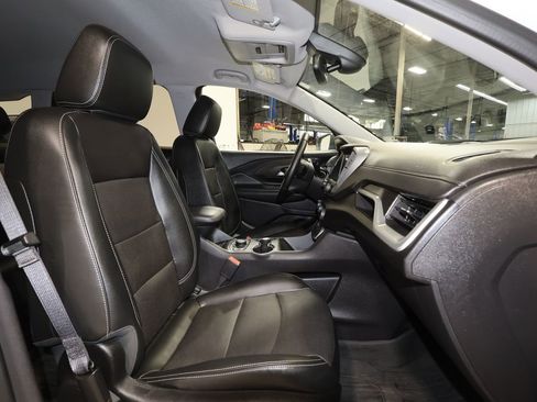 Certified 2024 GMC Terrain SLT w/ Infotainment Package II AWD/4WD image 25