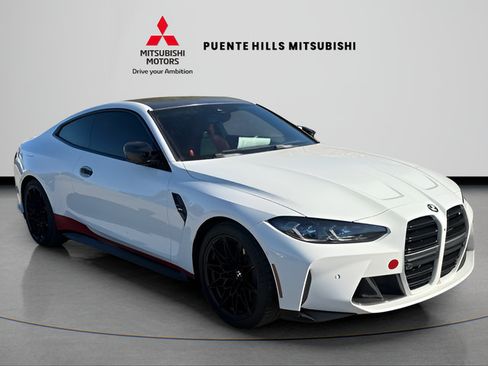 Used 2021 BMW M4 Coupe w/ Executive Package RWD image 3