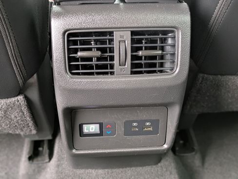 Used 2023 Nissan Rogue SL w/ SL Premium Package AWD/4WD image 16