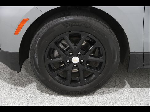Certified 2024 Chevrolet Equinox LT FWD image 21