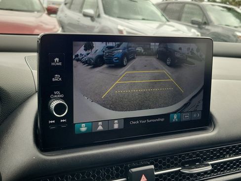 Used 2024 Honda HR-V EX-L image 32