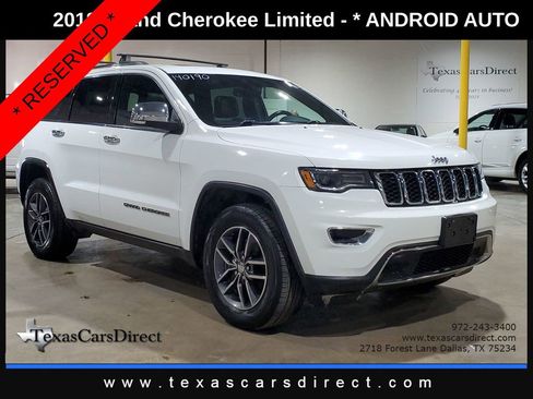 Used 2018 Jeep Grand Cherokee Limited w/ Luxury Group II image 3