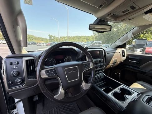 Used 2015 GMC Sierra 2500 Denali w/ Duramax Plus Package AWD/4WD image 7