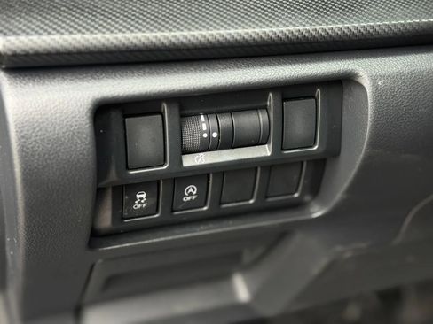 Used 2022 Subaru Crosstrek 2.0i Premium w/ Popular Package #3 image 24