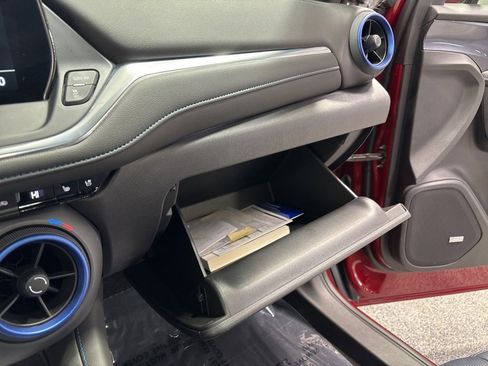 Used 2023 Chevrolet Blazer RS w/ Driver Confidence II Package image 29