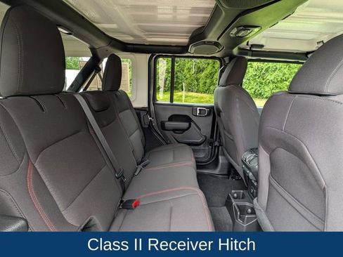 Used 2023 Jeep Wrangler Unlimited Rubicon w/ Cold Weather Group AWD/4WD image 30