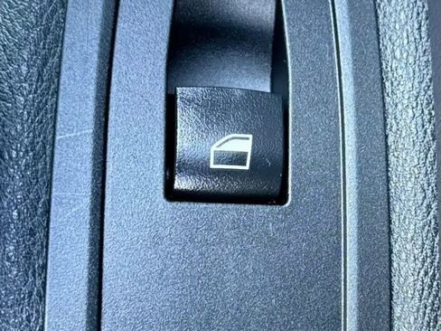 Used 2018 BMW X1 xDrive28i w/ Convenience Package AWD/4WD image 40