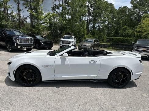 Used 2019 Chevrolet Camaro SS RWD image 19