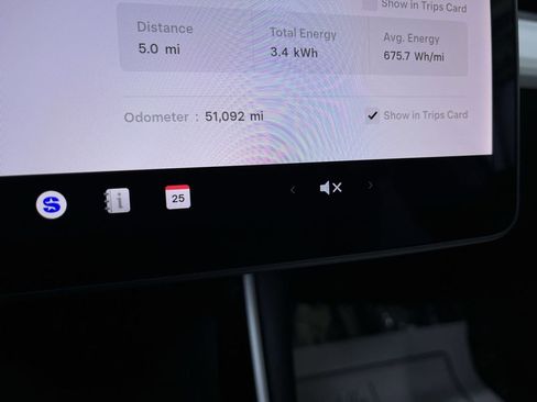 Used 2020 Tesla Model 3 Standard Range Plus image 18