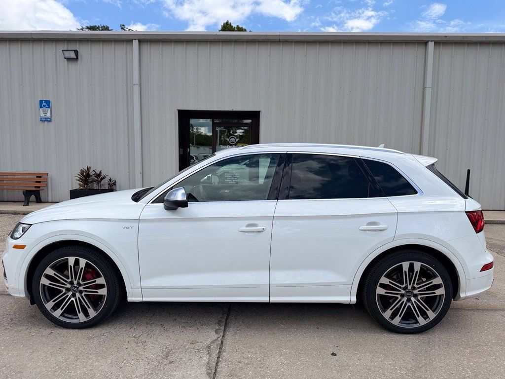 Used 2018 Audi SQ5 Prestige w/ Prestige Package AWD/4WD image 3