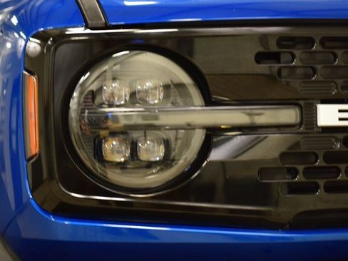 Used 2021 Ford Bronco First Edition image 10