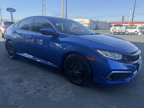 Used 2019 Honda Civic LX image 2