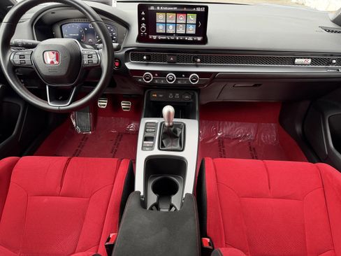 Used 2024 Honda Civic Type R image 18