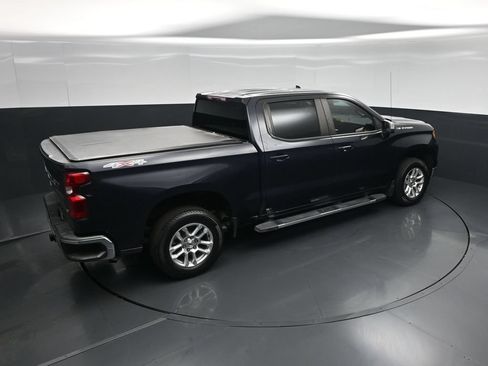 Used 2023 Chevrolet Silverado 1500 LT AWD/4WD image 36
