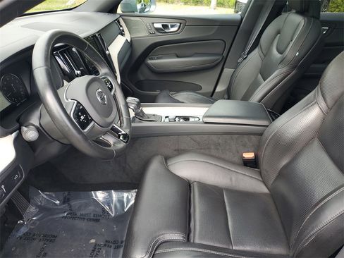 Used 2020 Volvo XC60 T6 Inscription image 21