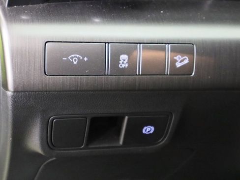 Used 2025 Hyundai Kona SEL image 23