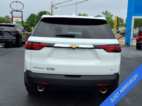 Used 2023 Chevrolet Traverse LT FWD image 20