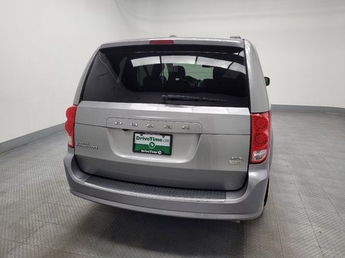 Used 2019 Dodge Grand Caravan GT image 7