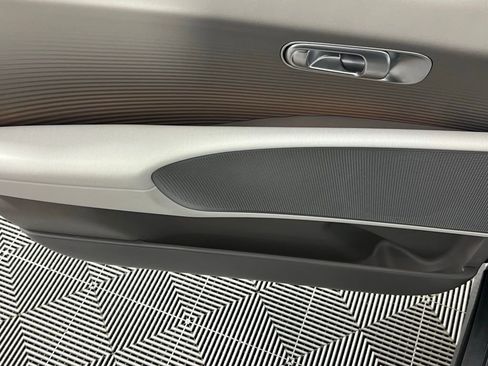 Used 2023 Hyundai Ioniq 6 SEL image 25