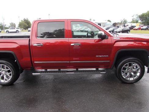 Used 2018 GMC Sierra 1500 SLT AWD/4WD image 12