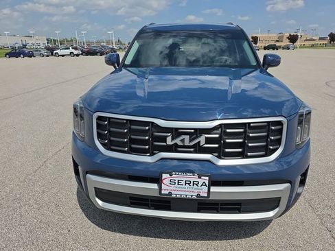 Used 2024 Kia Telluride S FWD image 16